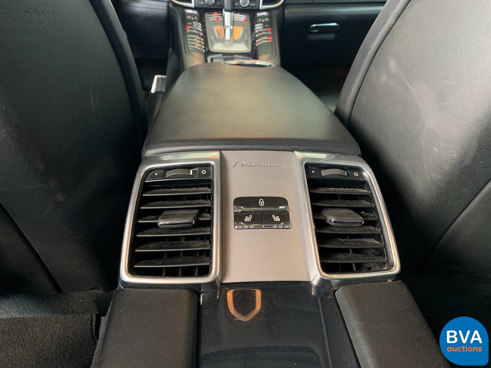 Porsche Panamera3.0 V6 S-Hybrid 3.0 333 PS 2011 Plug-In Hybrid NW-Modell, 27-ZSP-9.