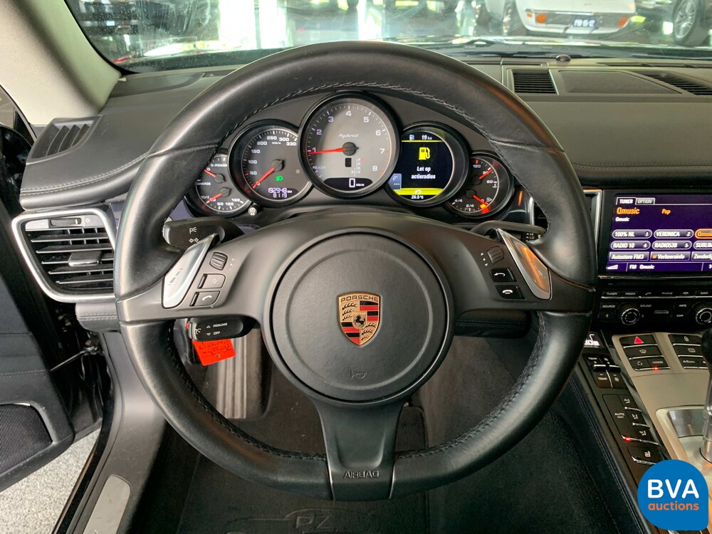 Porsche Panamera3.0 V6 S-Hybrid 3.0 333 PS 2011 Plug-In Hybrid NW-Modell, 27-ZSP-9.