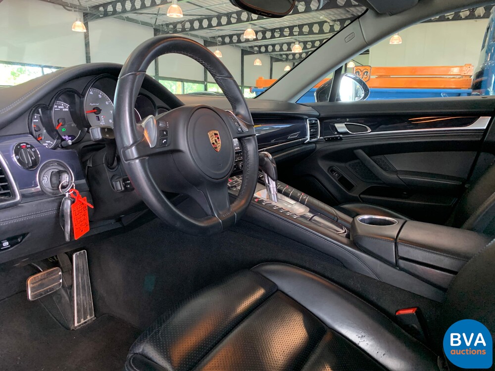 Porsche Panamera3.0 V6 S-Hybrid 3.0 333 PS 2011 Plug-In Hybrid NW-Modell, 27-ZSP-9.