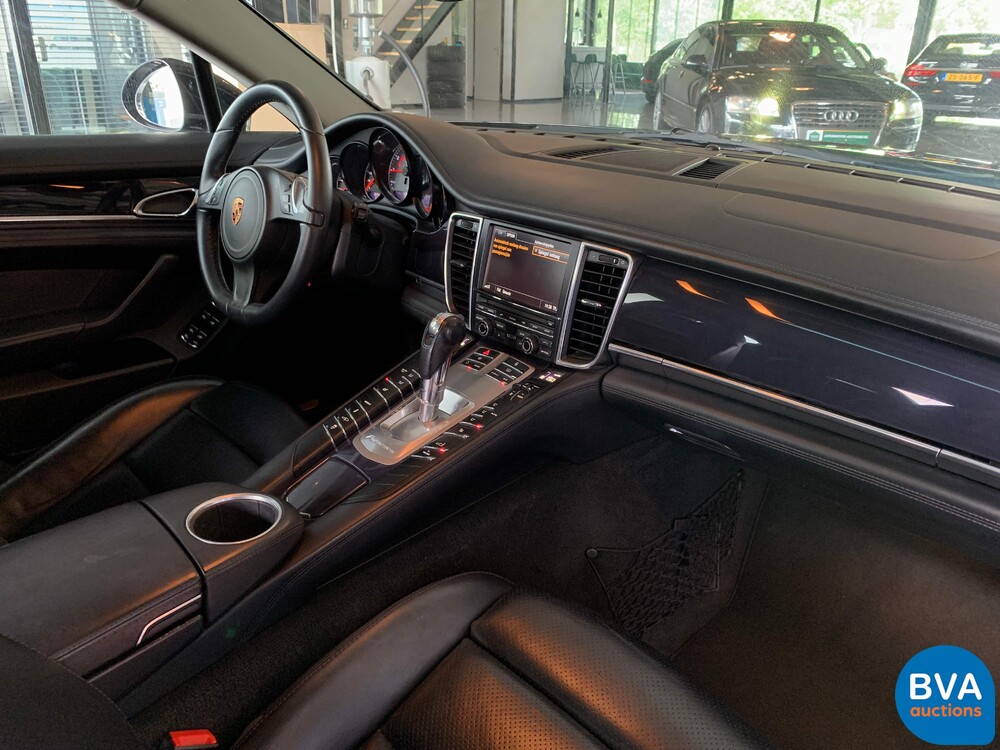 Porsche Panamera3.0 V6 S-Hybrid 3.0 333 PS 2011 Plug-In Hybrid NW-Modell, 27-ZSP-9.