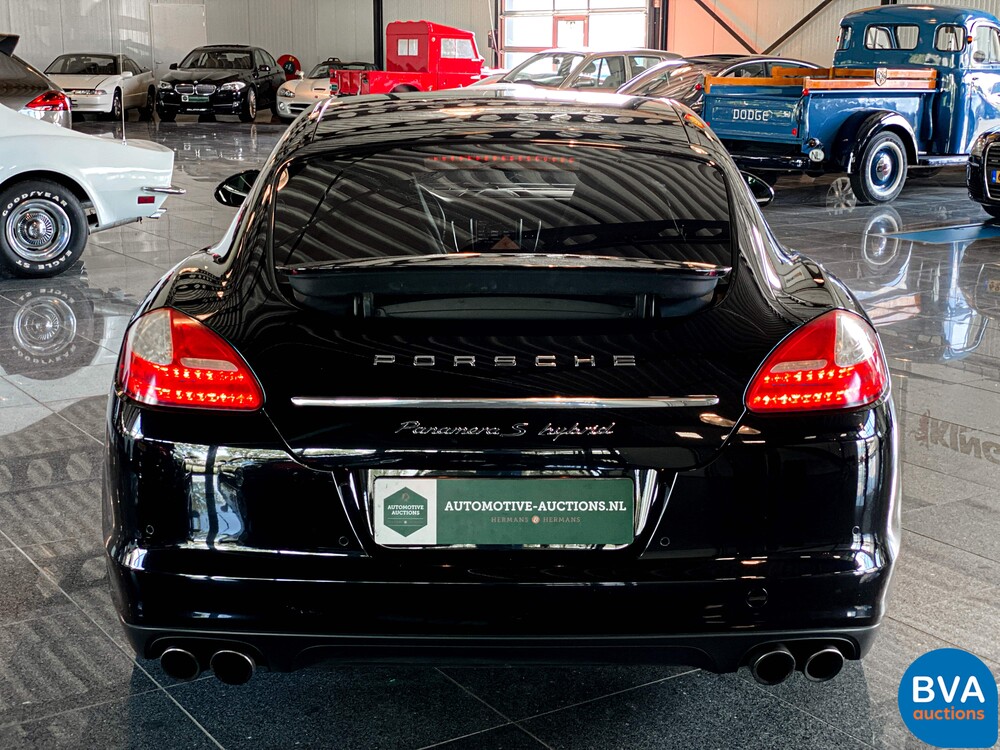 Porsche Panamera3.0 V6 S-Hybrid 3.0 333 PS 2011 Plug-In Hybrid NW-Modell, 27-ZSP-9.