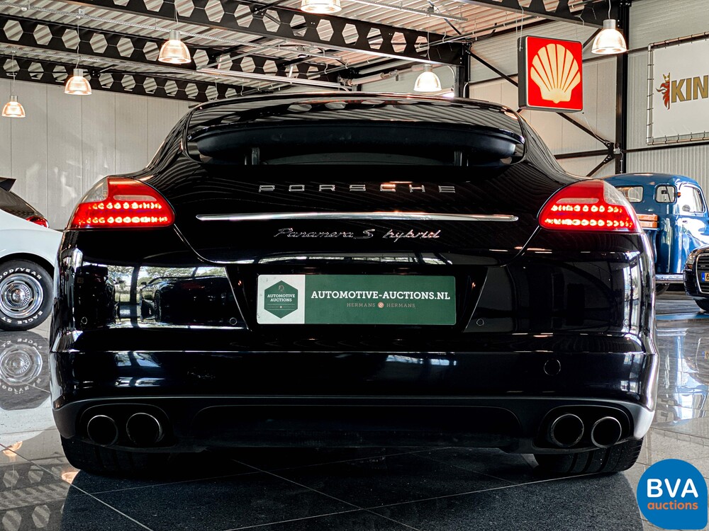 Porsche Panamera3.0 V6 S-Hybrid 3.0 333 PS 2011 Plug-In Hybrid NW-Modell, 27-ZSP-9.