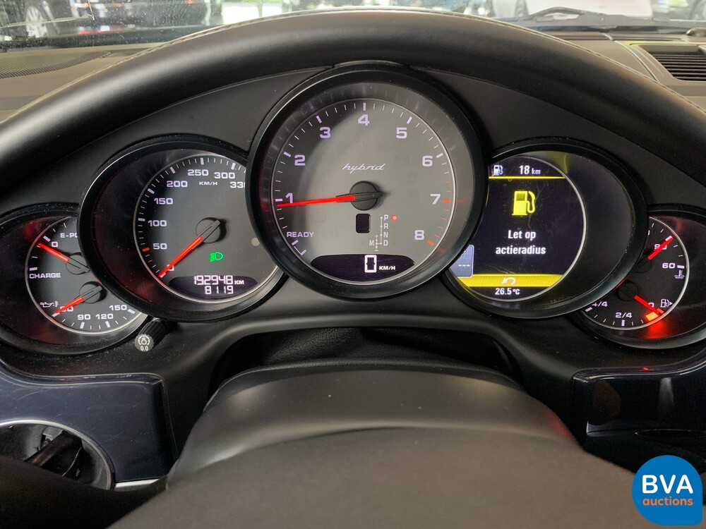 Porsche Panamera3.0 V6 S-Hybrid 3.0 333 PS 2011 Plug-In Hybrid NW-Modell, 27-ZSP-9.