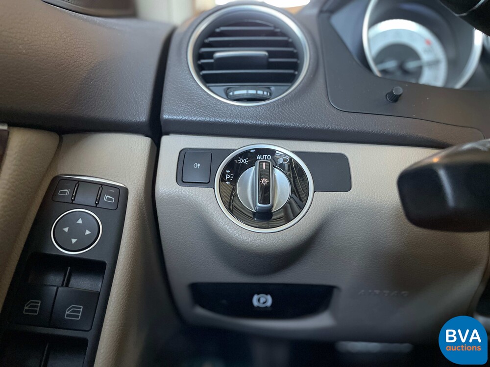 Mercedes-Benz C250 AMG Elegance C-Class 204hp 2012, 9-ZBZ-78.