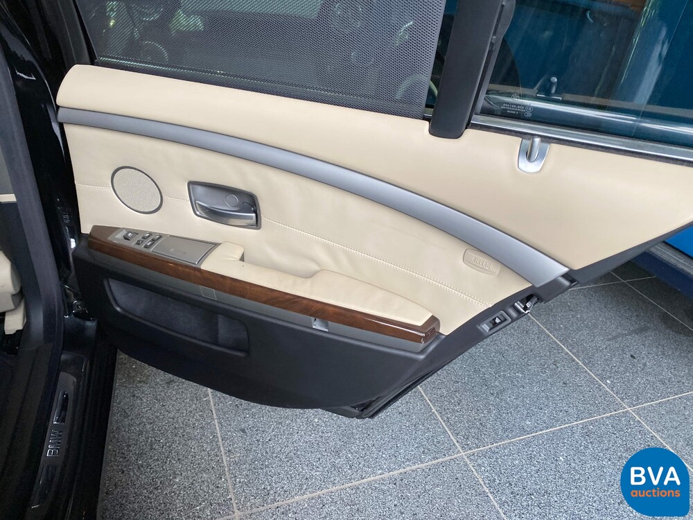 BMW 740i High executive M-sport 7-series 306pk 2005 -Org NL-, 31-RT-XH.