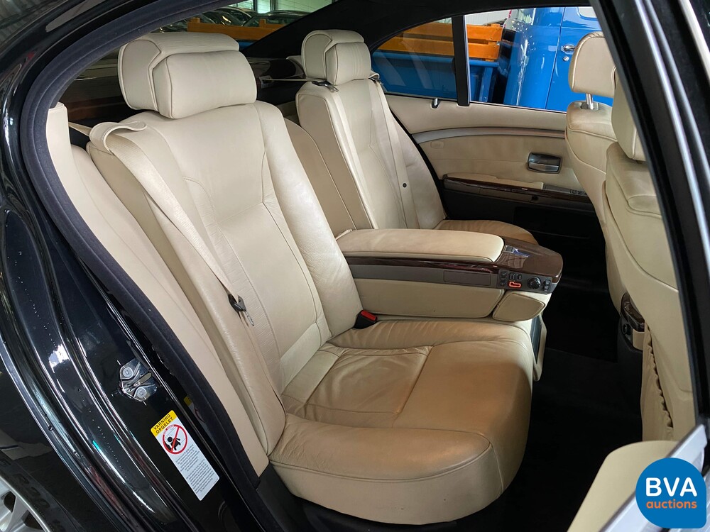 BMW 740i High executive M-sport 7-series 306pk 2005 -Org NL-, 31-RT-XH.