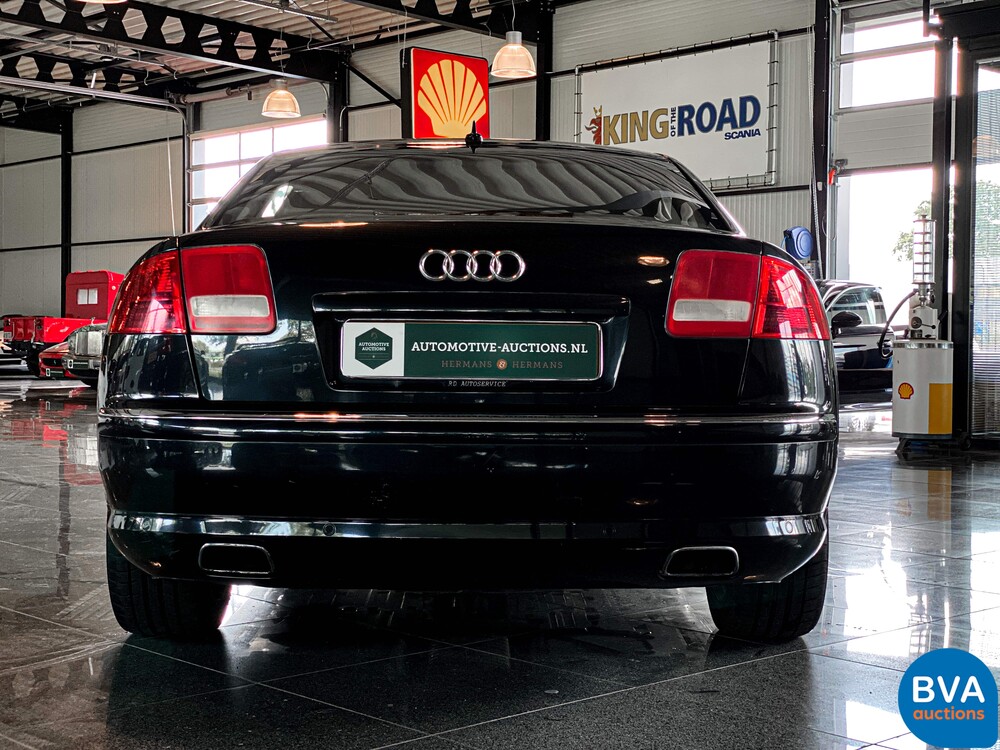 Audi A8 Lang 6.0 W12 Quattro Pro line 450pk 2004, 69-RD-NX