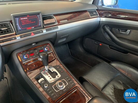 Audi A8 Long 6.0 W12 Quattro Pro line 450hp 2004, 69-RD-NX.