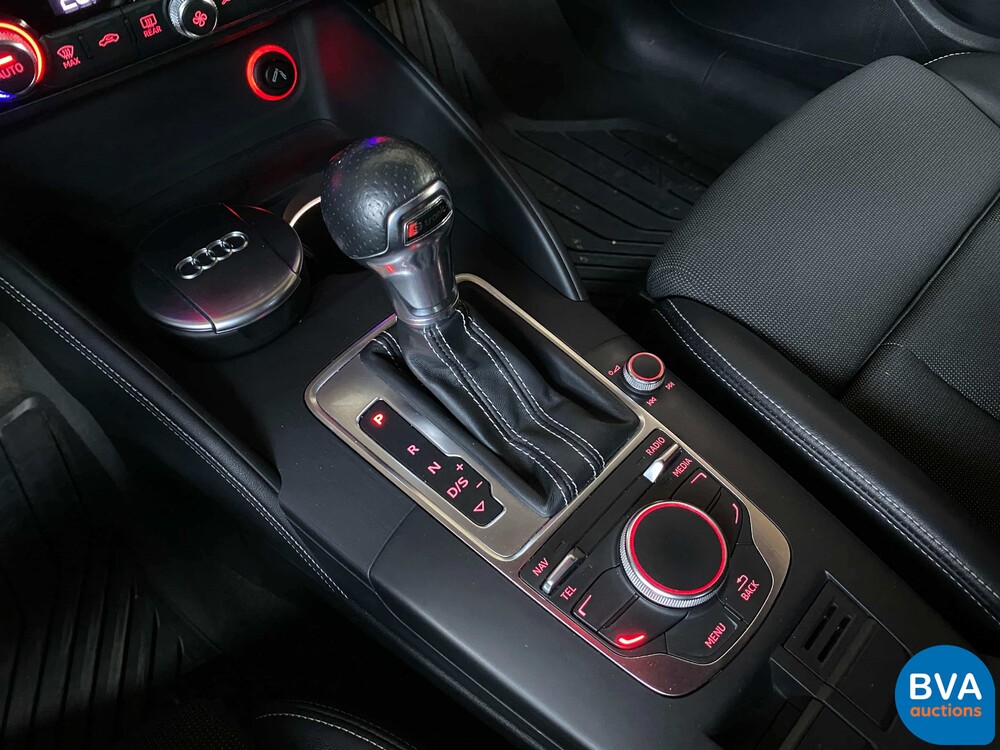 Audi A3 Limousine 1.6 TDI Adrenaline Sport S-line 110PS 2016, -Original NL-, JT-348-Z.