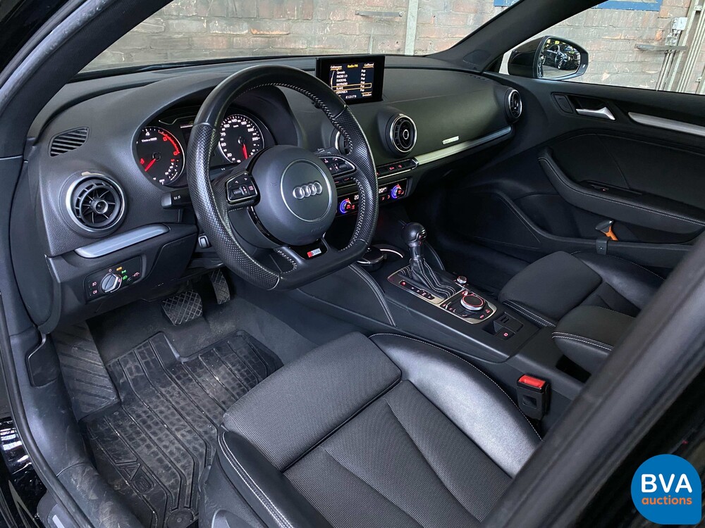 Audi A3 Limousine 1.6 TDI Adrenaline Sport S-line 110PS 2016, -Original NL-, JT-348-Z.