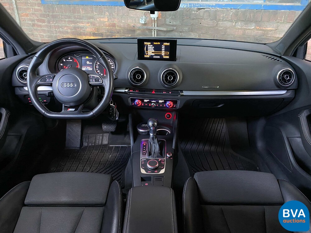 Audi A3 Limousine 1.6 TDI Adrenaline Sport S-line 110PS 2016, -Original NL-, JT-348-Z.