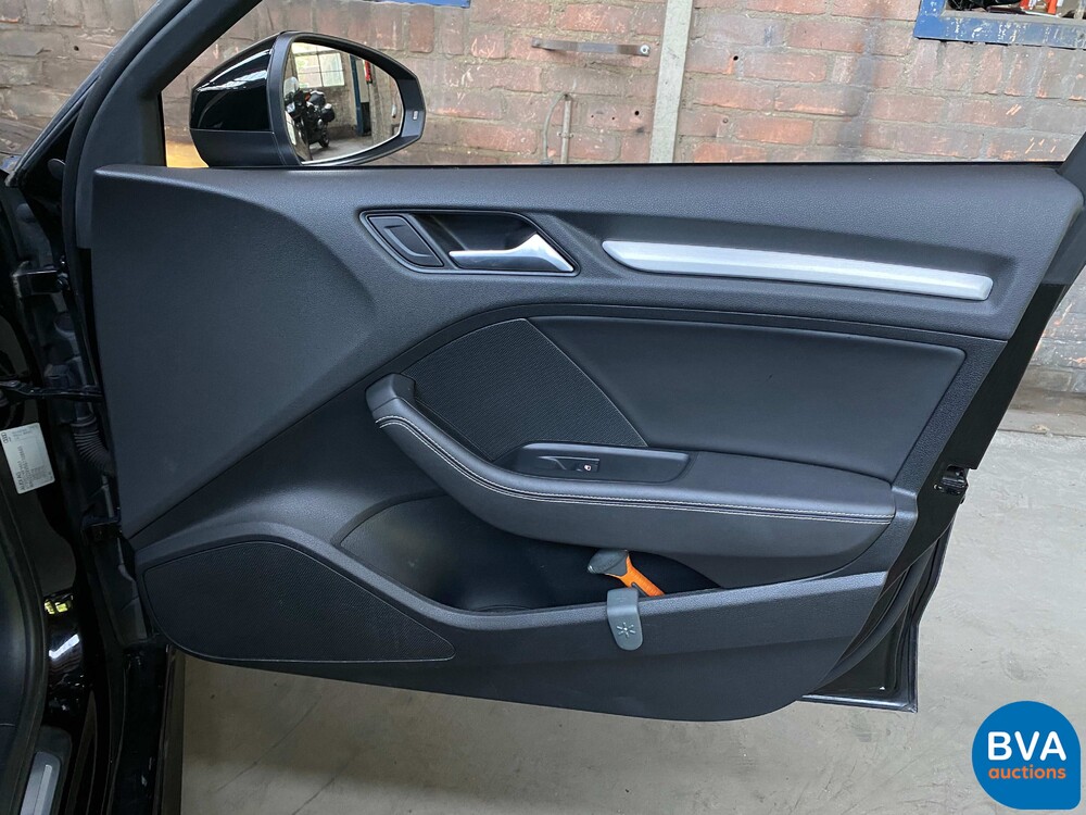 Audi A3 Limousine 1.6 TDI Adrenaline Sport S-line 110PS 2016, -Original NL-, JT-348-Z.