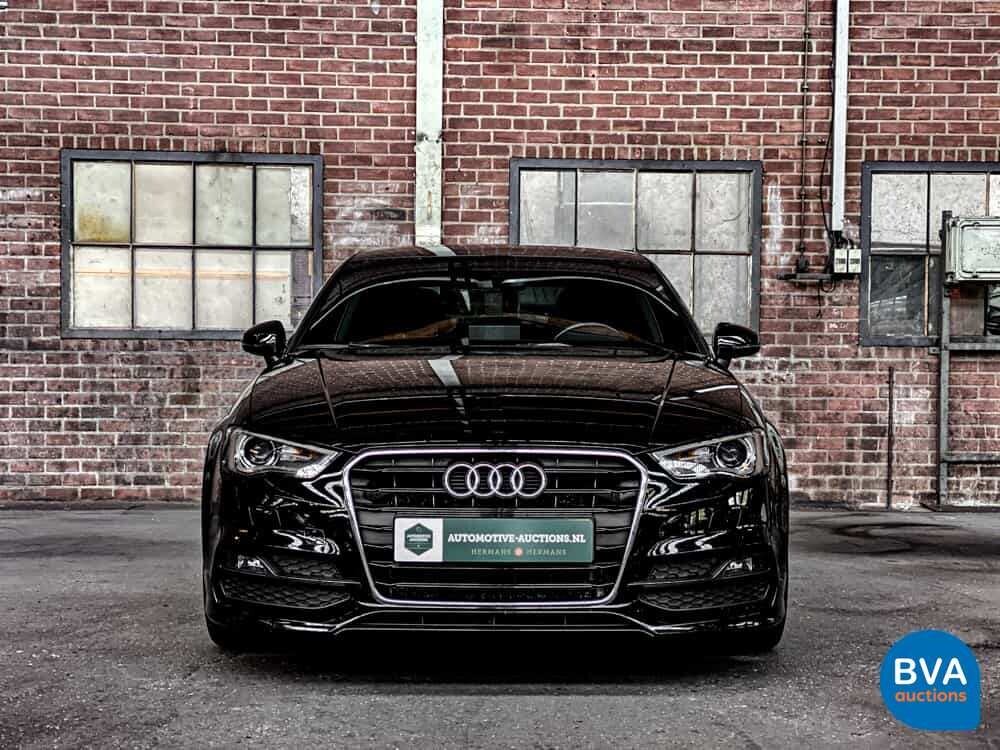 Audi A3 Limousine 1.6 TDI Adrenaline Sport S-line 110PS 2016, -Original NL-, JT-348-Z.