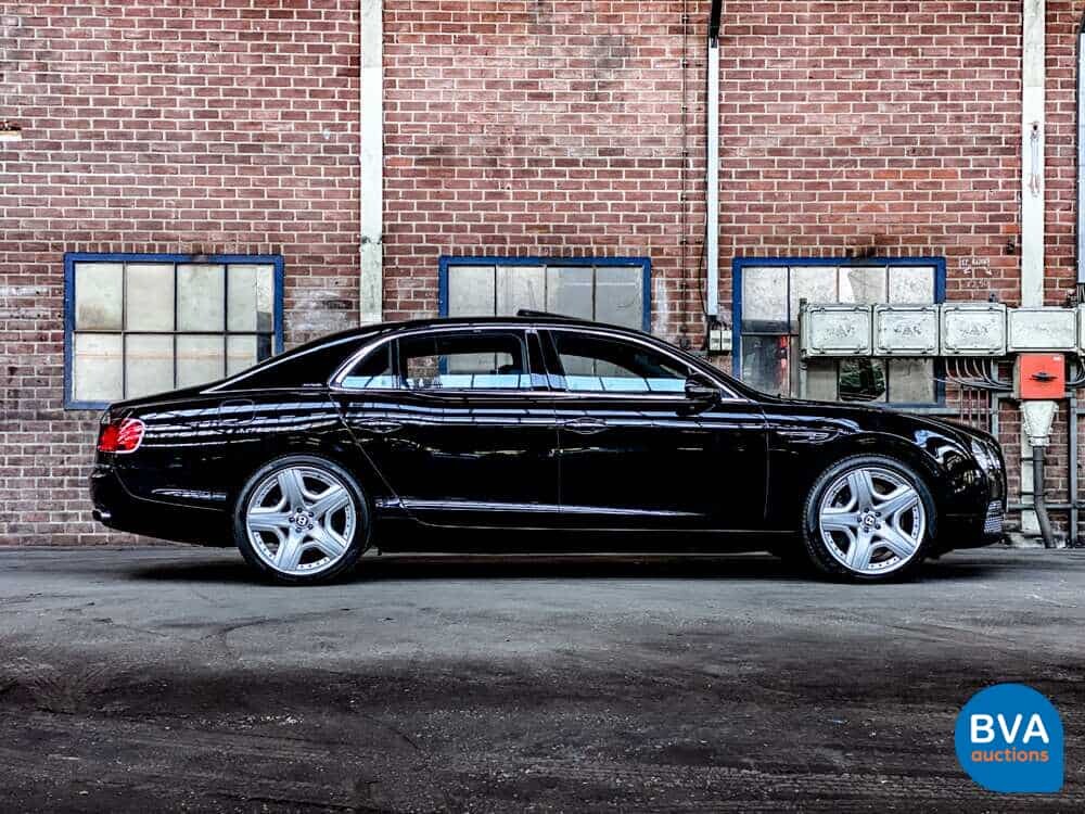 Bentley Flying Sporn 6.0 W12 625 PS 2013, JP-643-P.