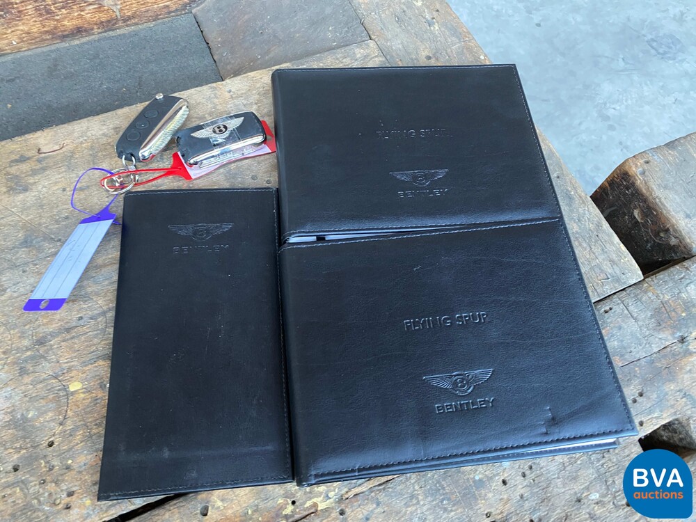 Bentley Flying Sporn 6.0 W12 625 PS 2013, JP-643-P.