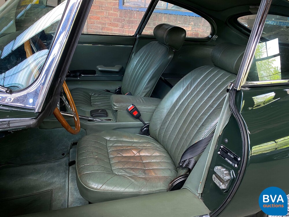 Jaguar E-Typ 4.2 Series II Fixed Head Coupe 265 PS 1976, -Org NL- 94-FL-58.