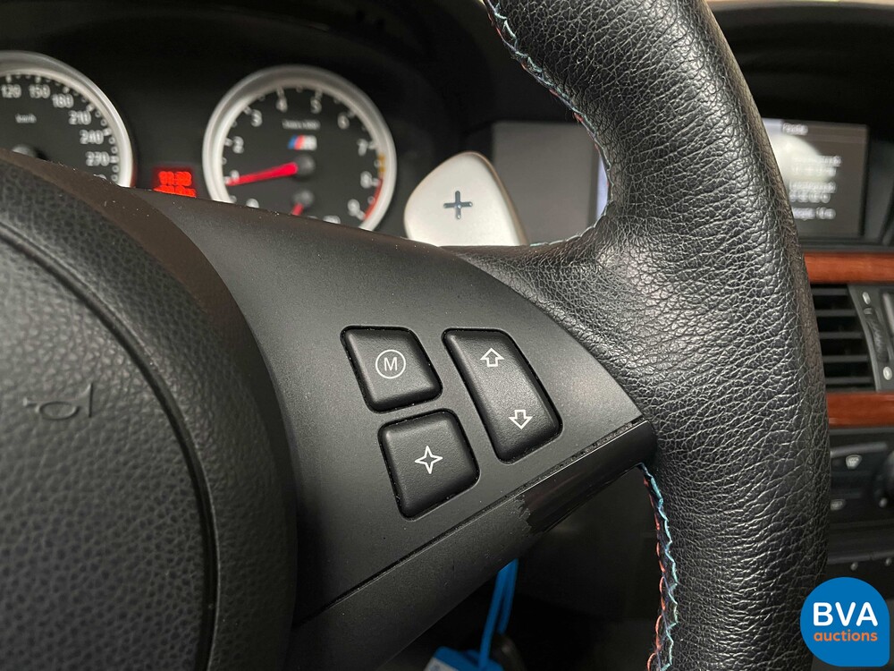 BMW M5 5.0 V10 E60 507pk 5-Serie 2005 -YOUNGTIMER-, J-709-BP.