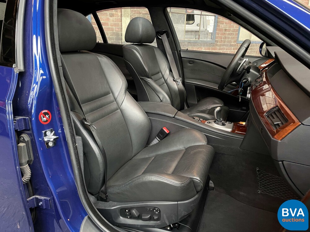 BMW M5 5.0 V10 E60 507pk 5-Serie 2005 -YOUNGTIMER-, J-709-BP.