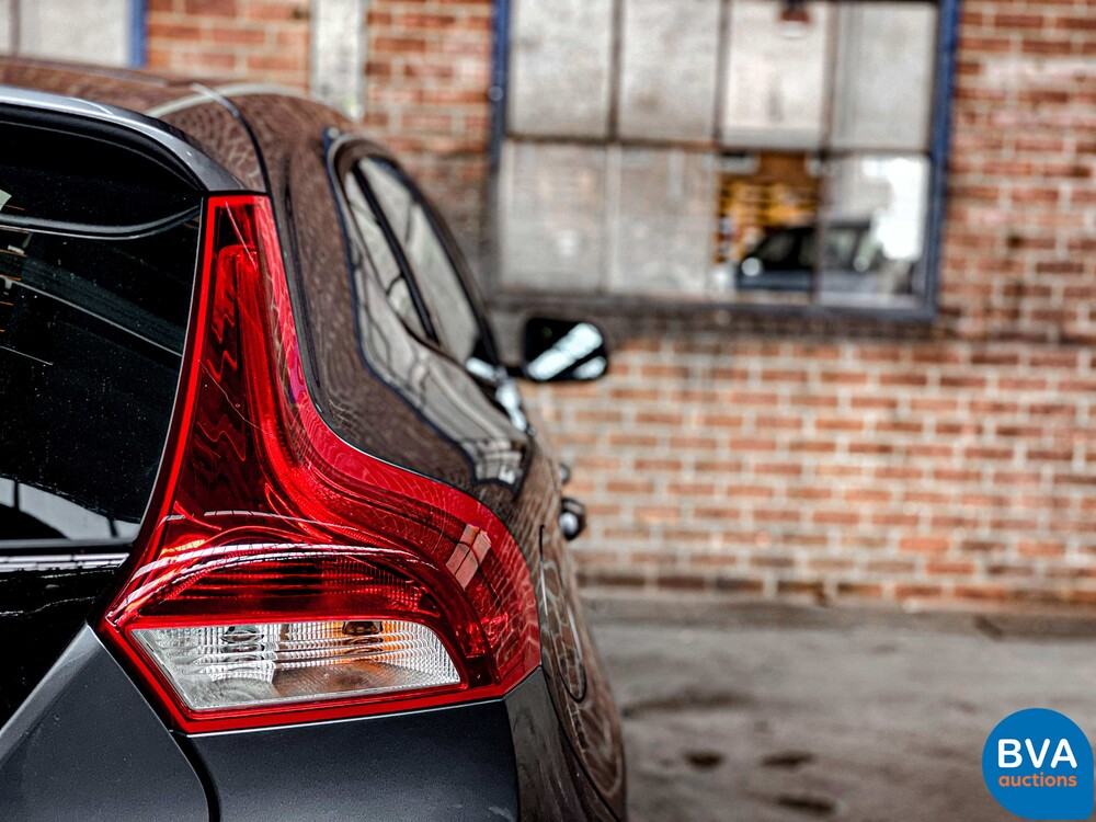 Volvo V40 2.0 D2 Nordic+ Facelift, PK-783-J.