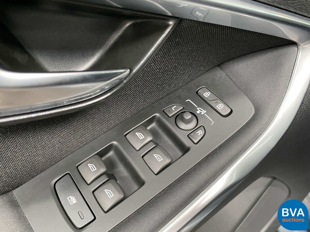 Volvo V40 2.0 D2 Nordic+ Facelift, PK-783-J.