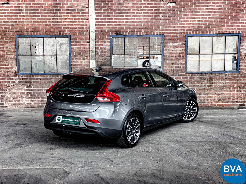 Volvo V40 2.0 D2 Nordic+ Facelift, PK-783-J.