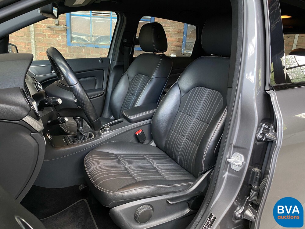 Mercedes-Benz B180 B-Klasse Ambition -Org NL, 2-SHJ-07.