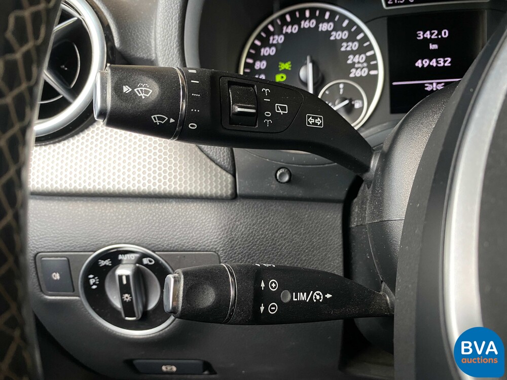 Mercedes-Benz B180 B-Klasse Ambition -Org NL, 2-SHJ-07.