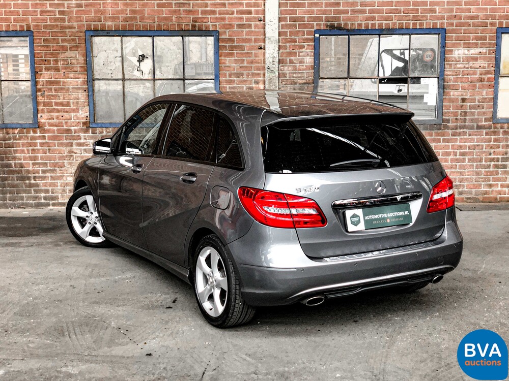 Mercedes-Benz B180 B-Klasse Ambition -Org NL, 2-SHJ-07.