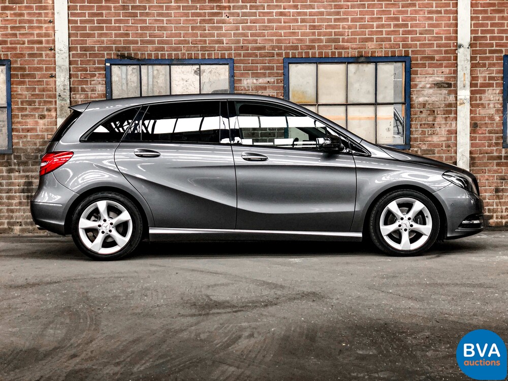 Mercedes-Benz B180 B-Klasse Ambition -Org NL, 2-SHJ-07.