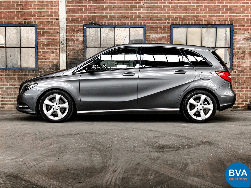 Mercedes-Benz B180 B-Klasse Ambition -Org NL, 2-SHJ-07.