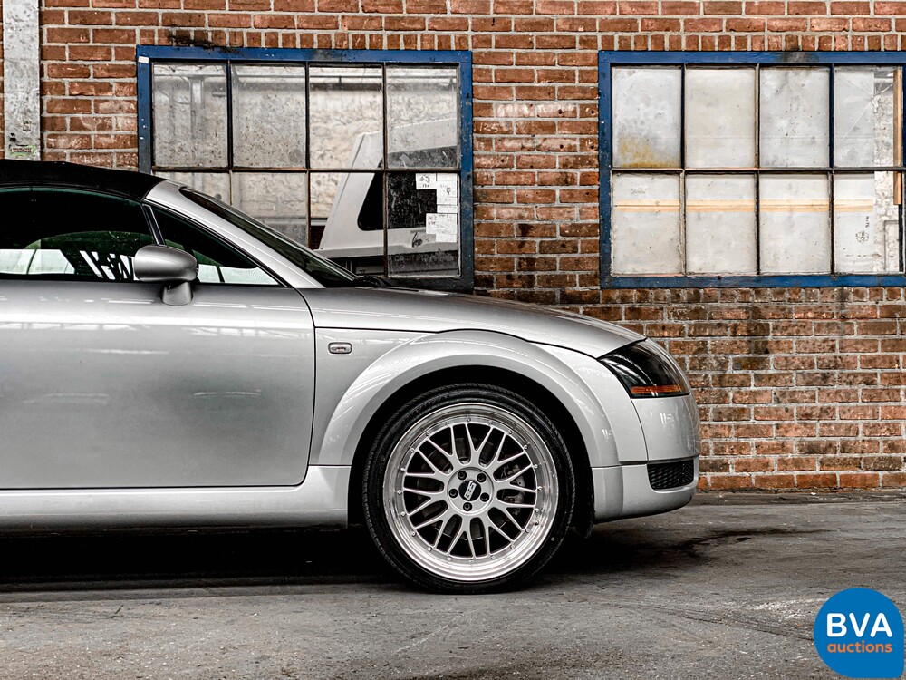 Audi TT-Roadster 1.8 Turbo 179 PS 2000 -Org. NL-, 86-FX-SL.