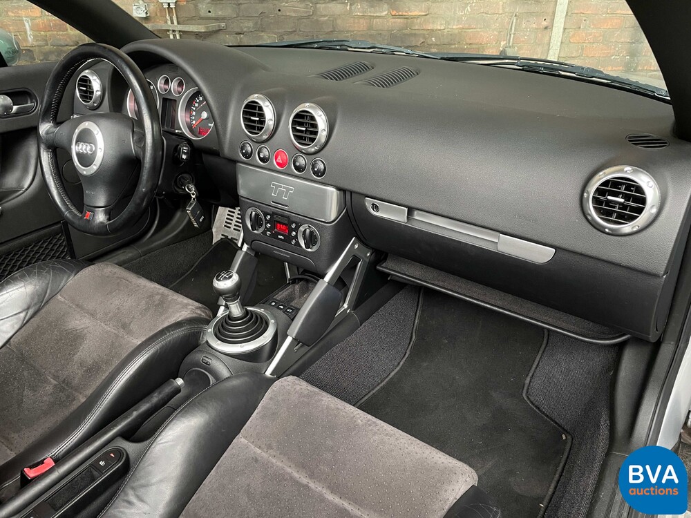 Audi TT-Roadster 1.8 Turbo 179 PS 2000 -Org. NL-, 86-FX-SL.