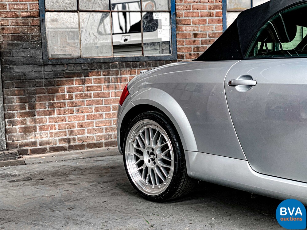Audi TT-Roadster 1.8 Turbo 179 PS 2000 -Org. NL-, 86-FX-SL.