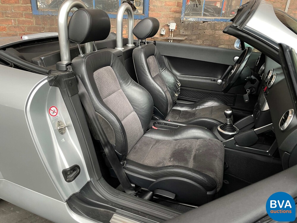 Audi TT-Roadster 1.8 Turbo 179 PS 2000 -Org. NL-, 86-FX-SL.