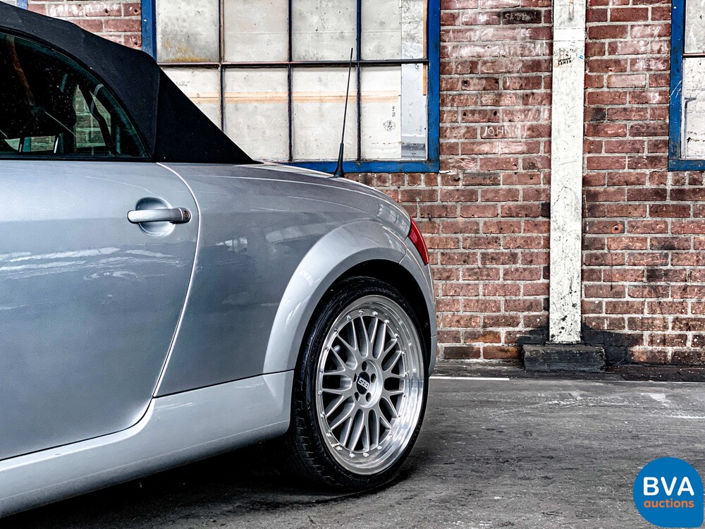 Audi TT-Roadster 1.8 Turbo 179 PS 2000 -Org. NL-, 86-FX-SL.