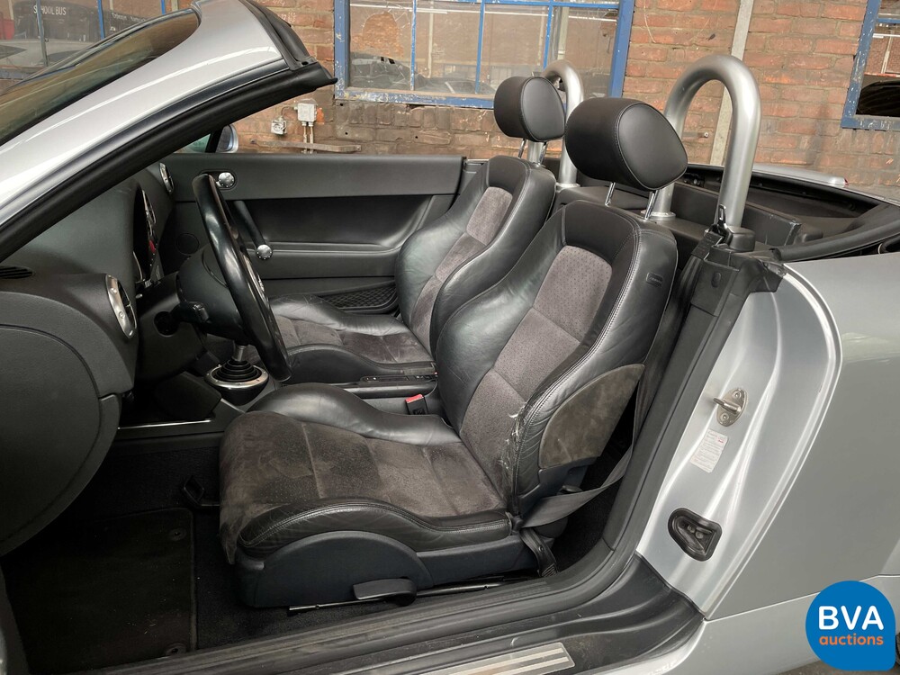 Audi TT-Roadster 1.8 Turbo 179 PS 2000 -Org. NL-, 86-FX-SL.