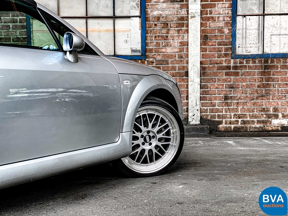 Audi TT-Roadster 1.8 Turbo 179 PS 2000 -Org. NL-, 86-FX-SL.