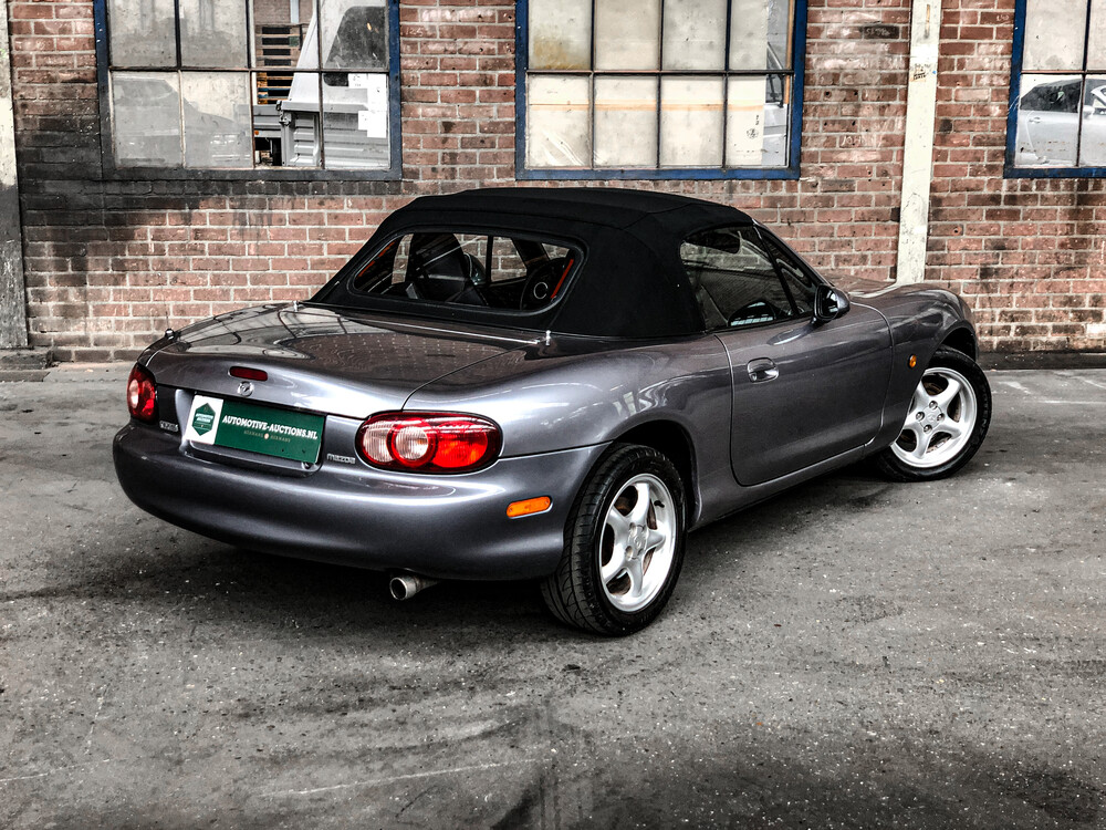 Mazda MX-5 1.6i Exclusive 110PS 2004, 53-RZN-5.