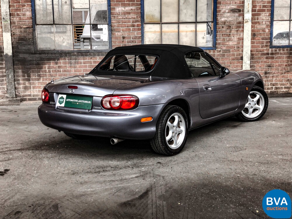 Mazda MX-5 1.6i Exclusive 110PS 2004, 53-RZN-5.