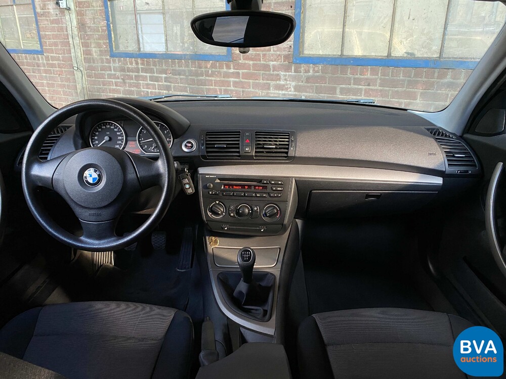 BMW 118i 1er 129PS 2006, KL-743-J.