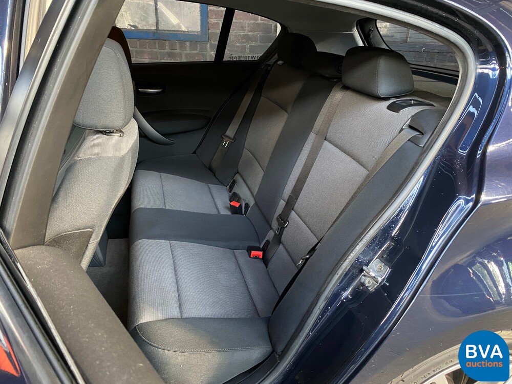 BMW 118i 1er 129PS 2006, KL-743-J.