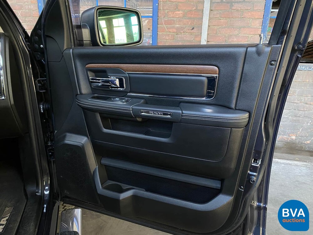 Dodge Ram 1500 5.7 V8 Quad Cab 6'4 401 PS 2015 -Org. NL-, VN-528-K.