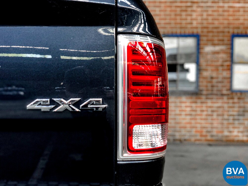 Dodge Ram 1500 5.7 V8 Quad Cab 6'4 401 PS 2015 -Org. NL-, VN-528-K.