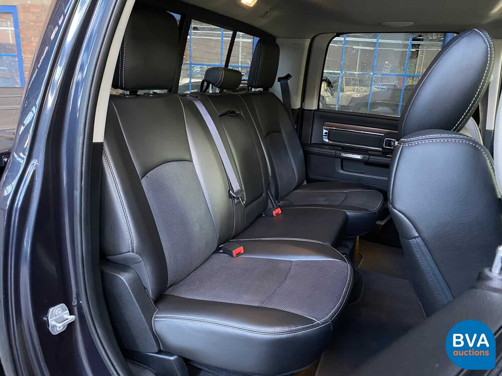 Dodge Ram 1500 5.7 V8 Quad Cab 6'4 401 PS 2015 -Org. NL-, VN-528-K.