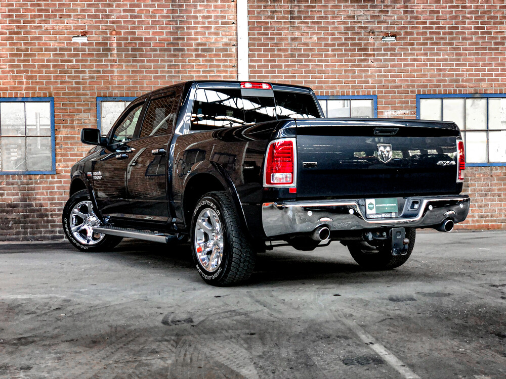 Dodge Ram 1500 5.7 V8 Quad Cab 6'4 401 PS 2015 -Org. NL-, VN-528-K.