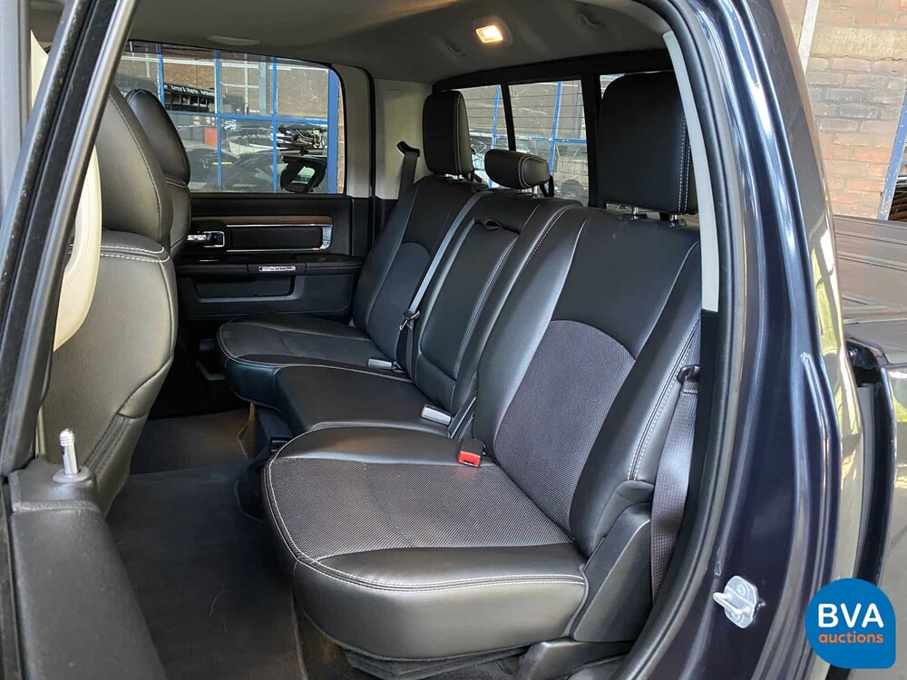 Dodge Ram 1500 5.7 V8 Quad Cab 6'4 401 PS 2015 -Org. NL-, VN-528-K.