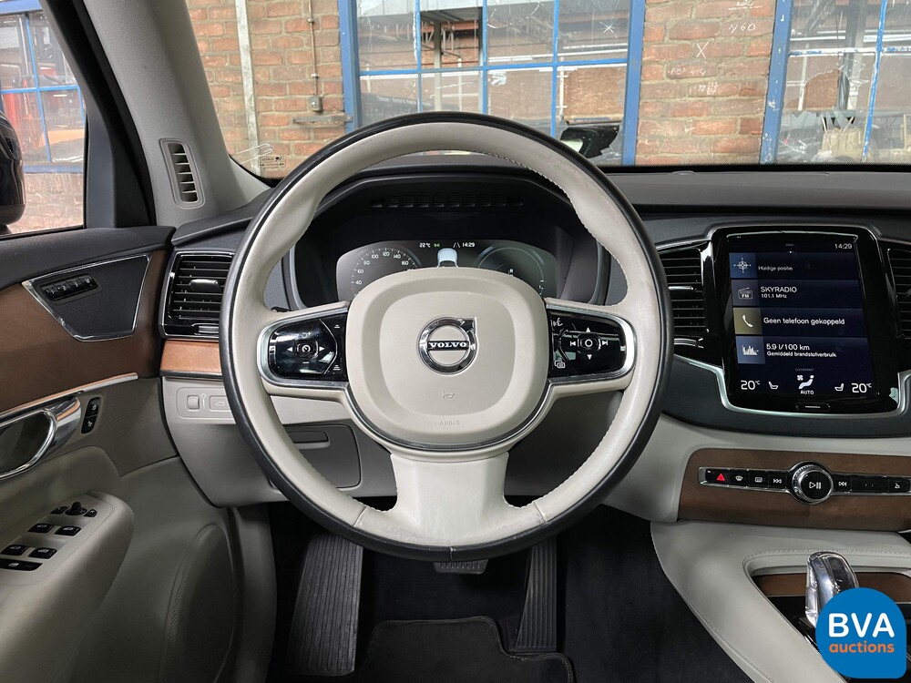 Volvo XC90 T8 Twin Engine AWD Beschriftung 7-Pers. 408 PS 49gr. CO2 2016.