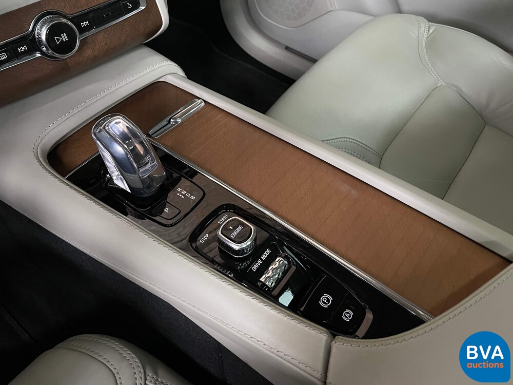 Volvo XC90 T8 Twin Engine AWD Beschriftung 7-Pers. 408 PS 49gr. CO2 2016.