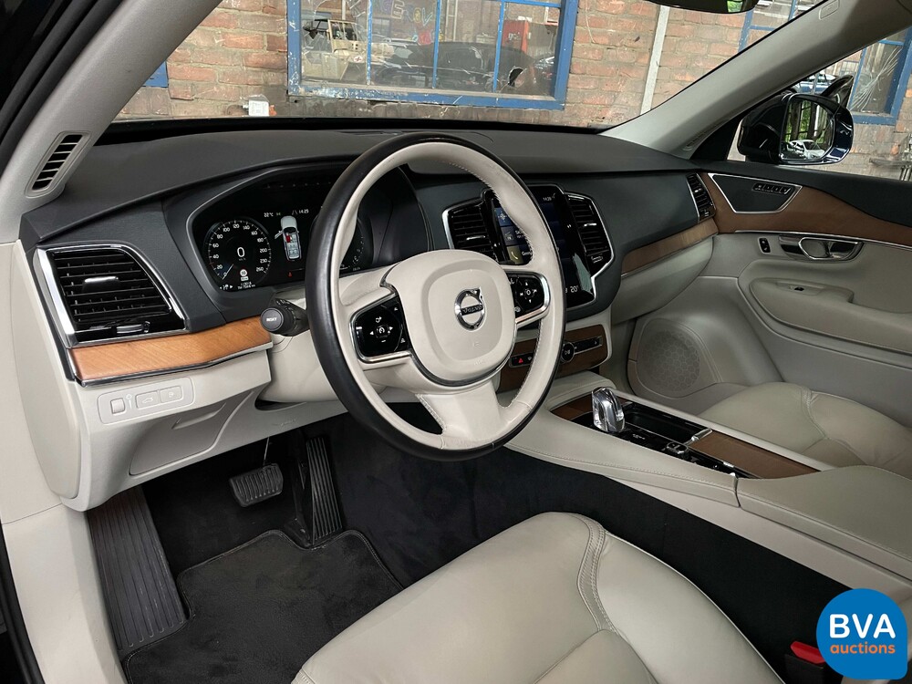 Volvo XC90 T8 Twin Engine AWD Beschriftung 7-Pers. 408 PS 49gr. CO2 2016.