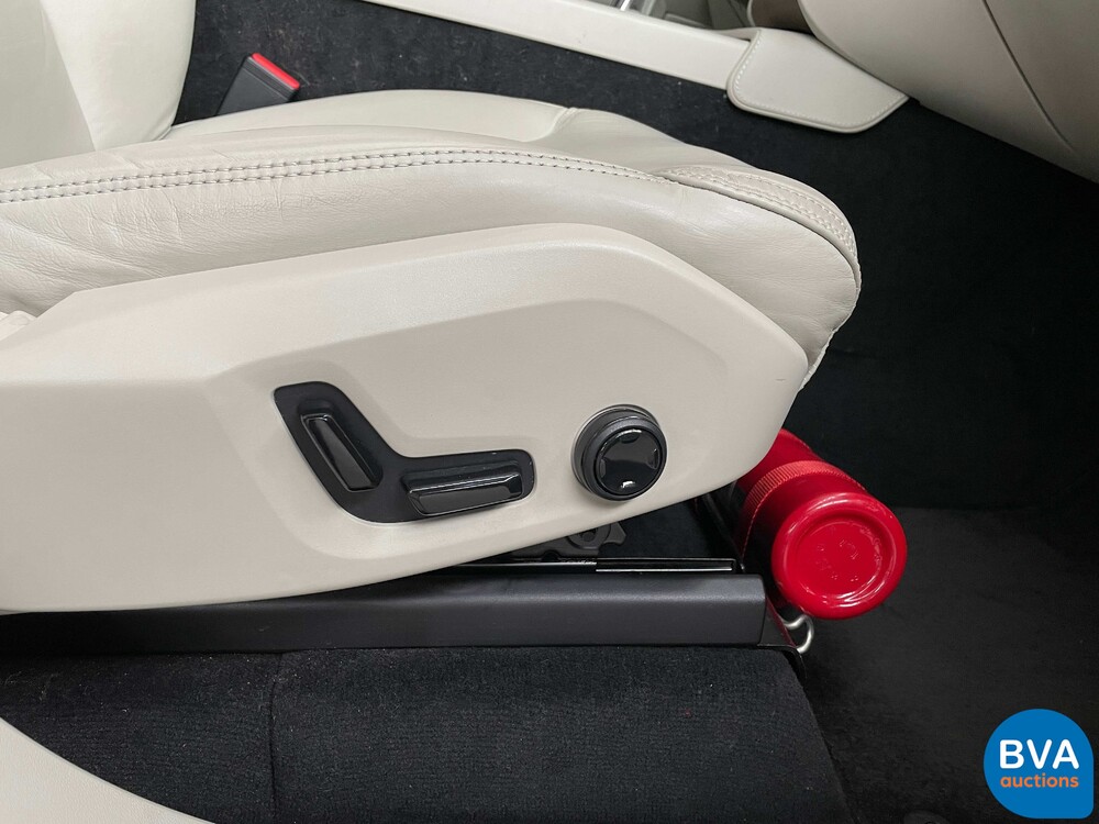 Volvo XC90 T8 Twin Engine AWD Beschriftung 7-Pers. 408 PS 49gr. CO2 2016.